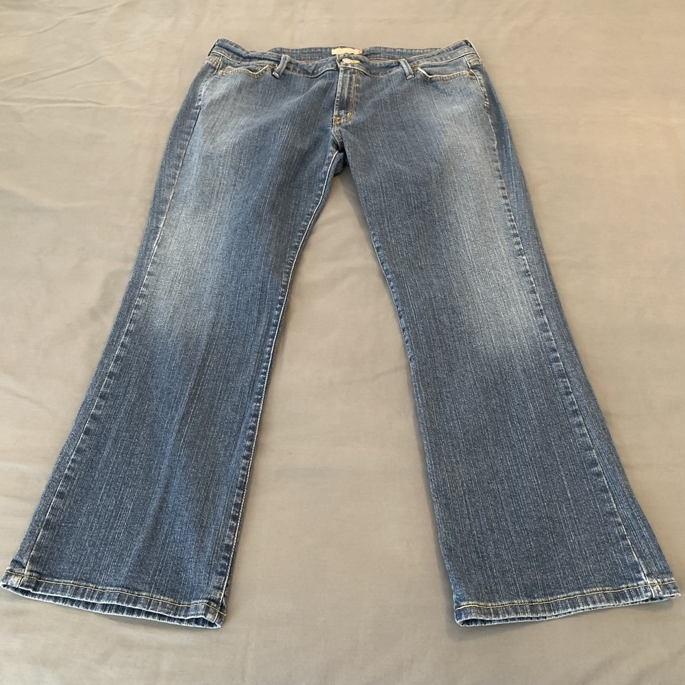 Levis 545 Low Bootcut Jeans Womens 18 Short Blue Med Wash Stretch Denim